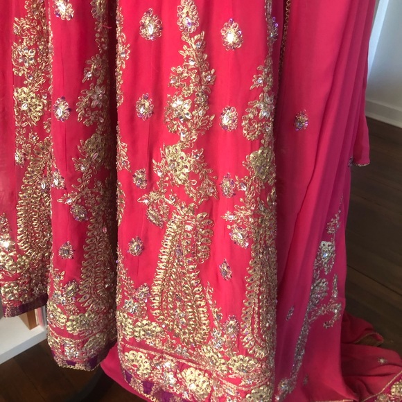 Anarkali Pajami suit. Selling as it doesn’t fit - Picture 3 of 9